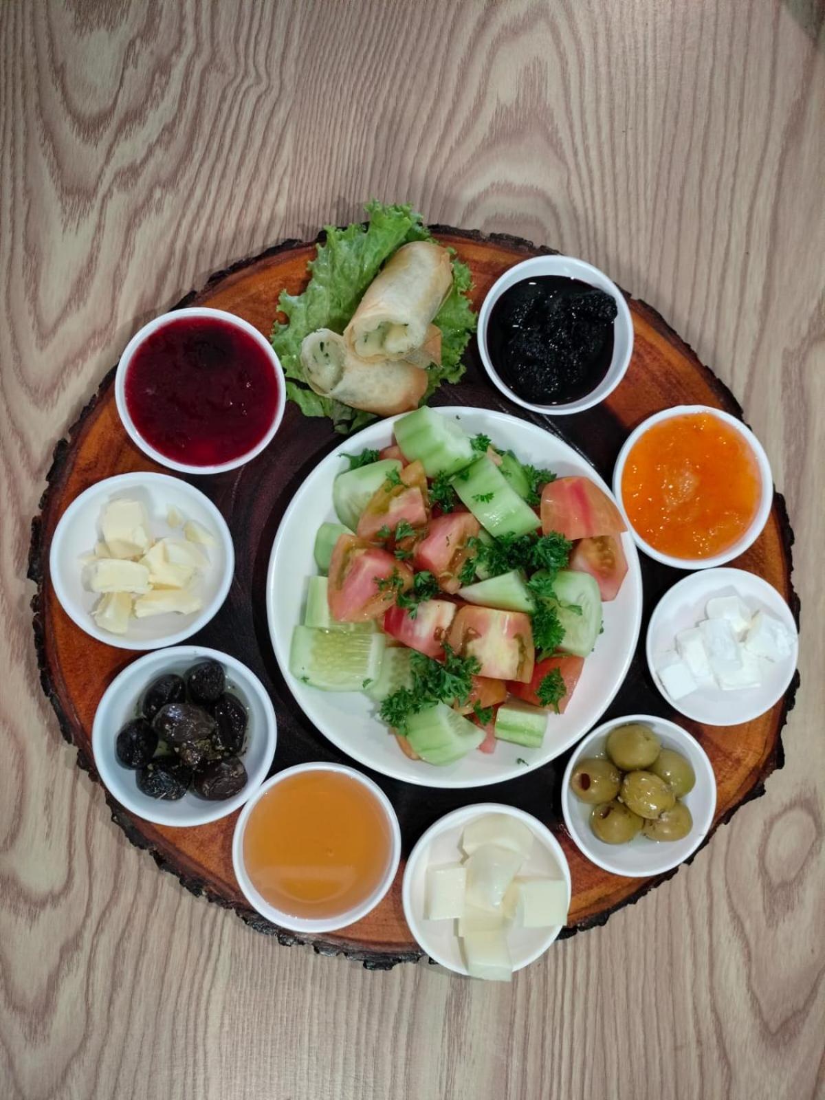 Ruen Buathong Boutique Hotel Patong Beach מראה חיצוני תמונה