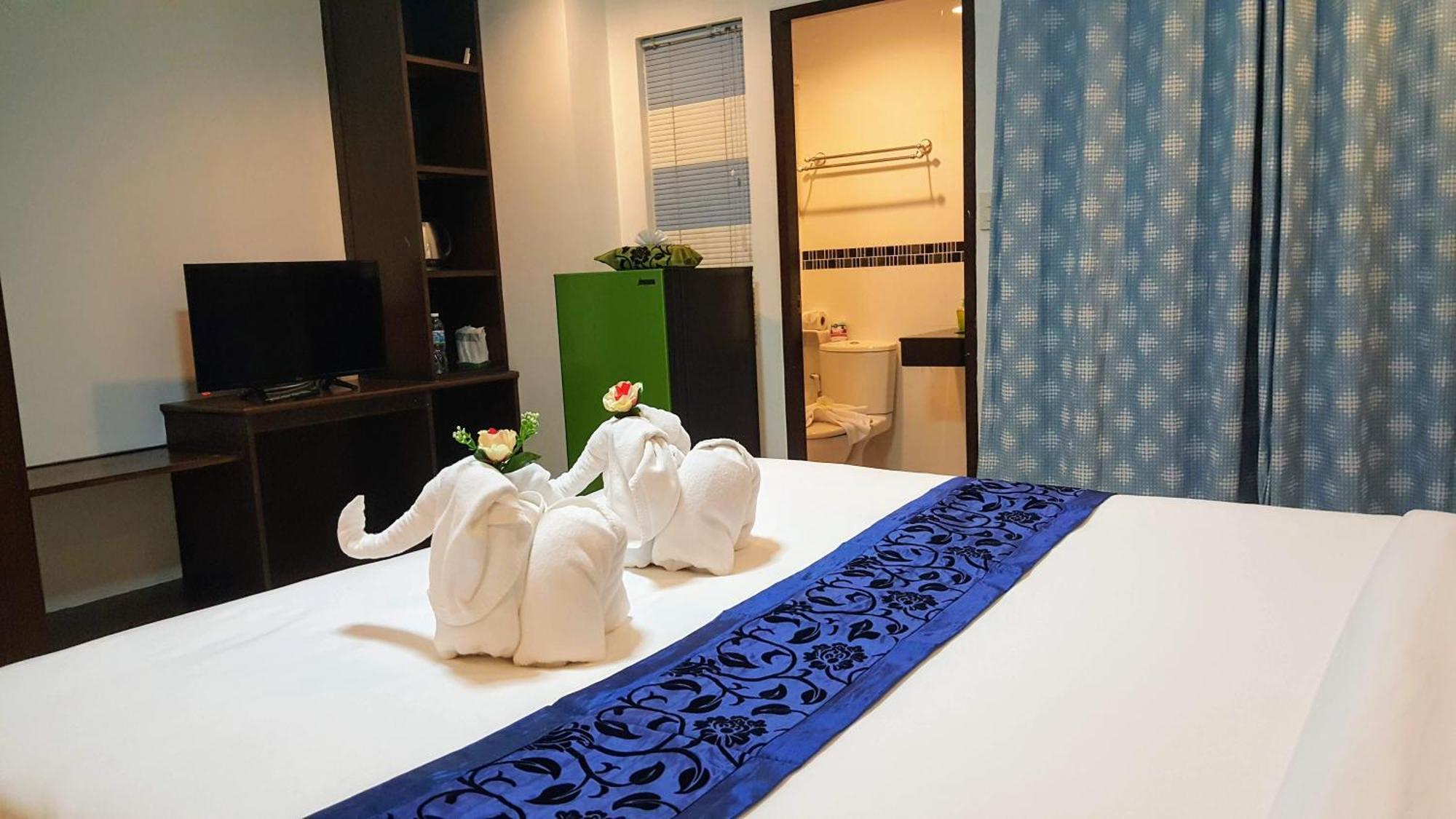 Ruen Buathong Boutique Hotel Patong Beach מראה חיצוני תמונה