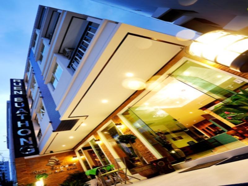 Ruen Buathong Boutique Hotel Patong Beach מראה חיצוני תמונה